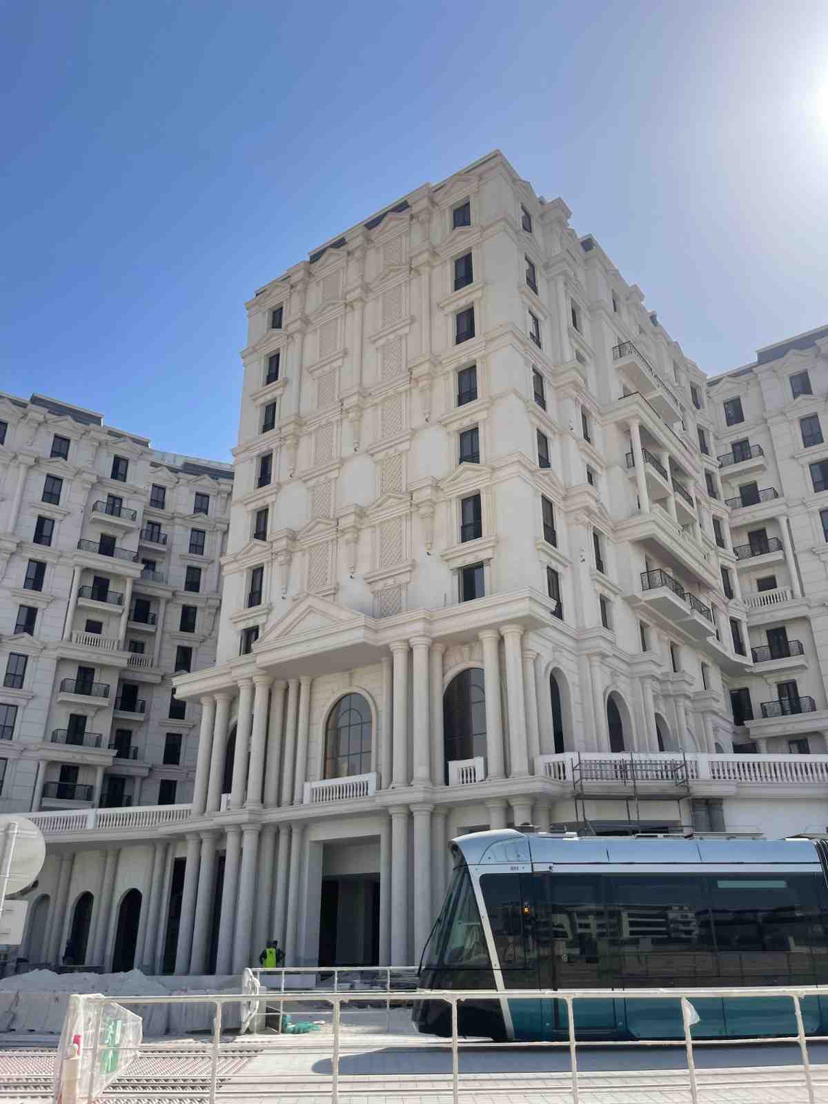 Façade 2